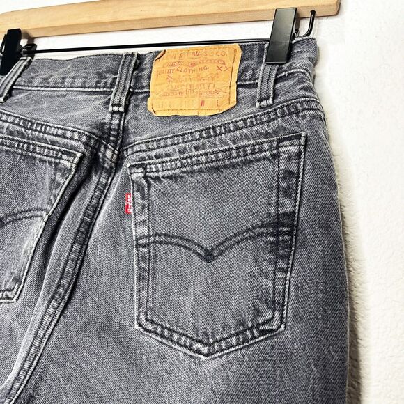 Vintage 80s Levi's 501 Slim Tapered Button Fly Rigid Denim Jeans Mom - Picture 9 of 14